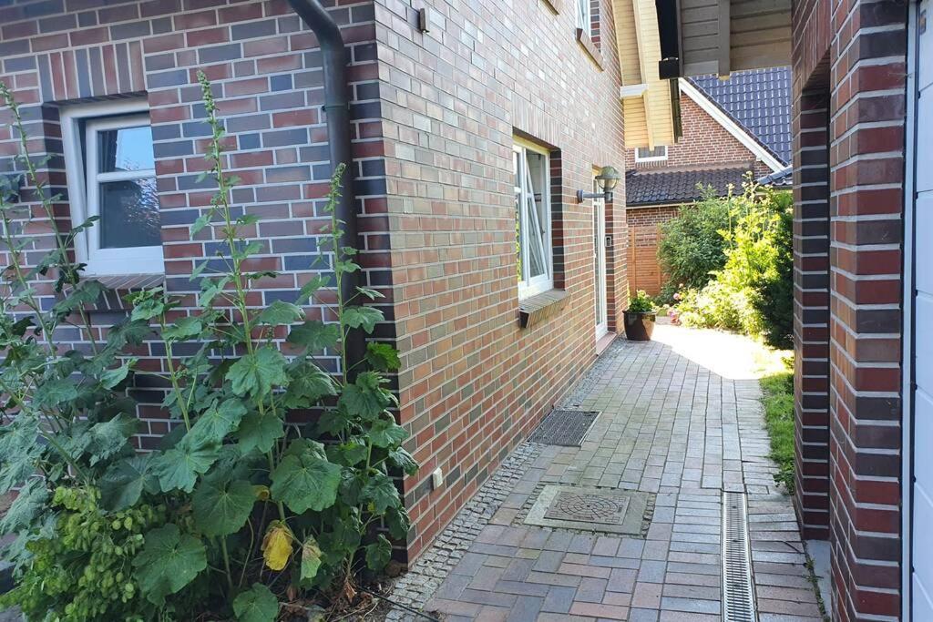 Naehe Hamburg Luebeck Ostsee - Bbq - Garten - Parkplatz Gronwohld Buitenkant foto